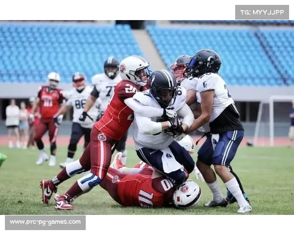 CNFL北区沈阳猎人对大连海神，新人四分卫表现受关注