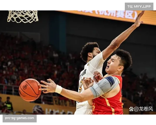 CBA季后赛主题纪录片《决胜时分》上线，聚焦关键攻防回合的队内语音交流